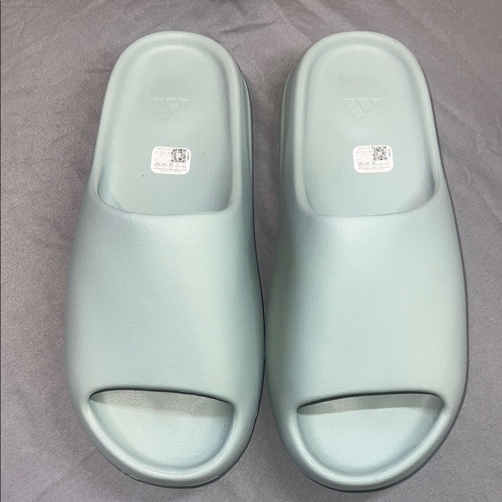 Adidas Green Minimalist Slides